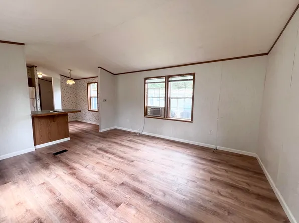 43 Theodore Drive, Brunswick, ME 04011