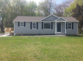 28 Municipal Dr, Lumberton, NJ 08048