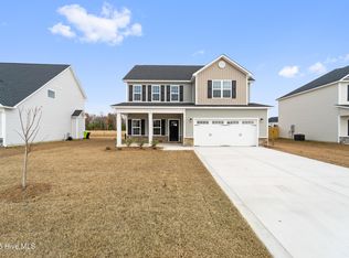 1856 Olde Towne Pointe Boulevard, Jacksonville, NC 28546