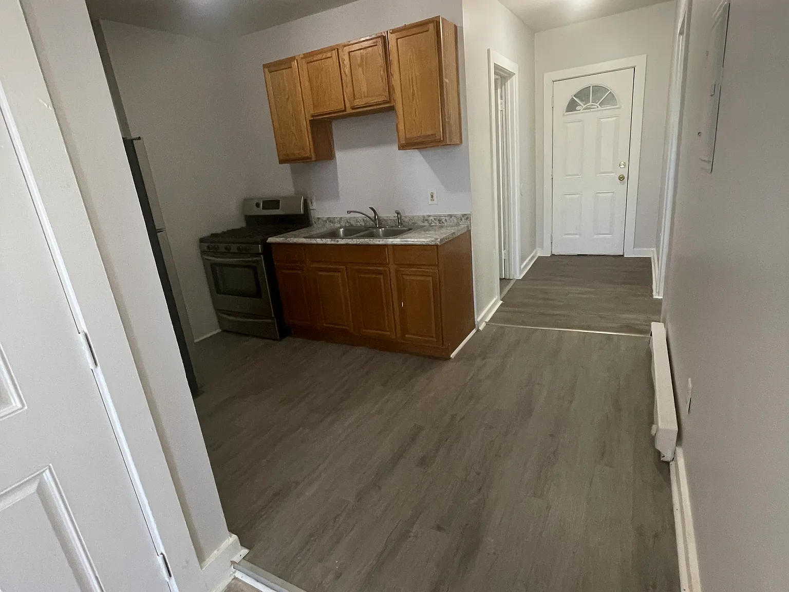 2 bed, $1,200 — Photo 3