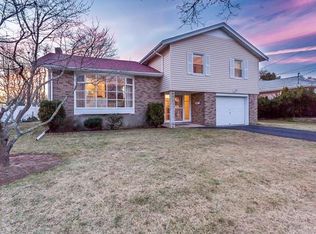 35 Burns St, New Bedford, MA 02740