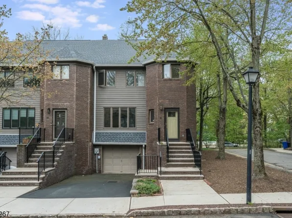 19 Village Green Ct, South Orange Village Twp., NJ 07079