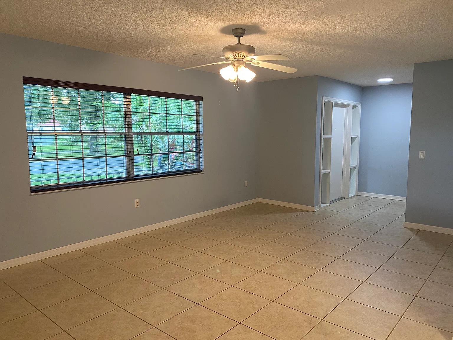 3 bed, 1688 sqft, $2,600 — Photo 2
