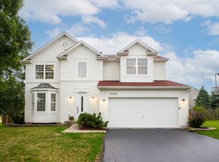 2588 Vicksburg Ln, Aurora, IL 60503