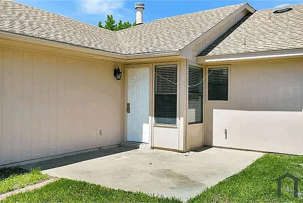 1510 Gardenia Dr — Photo 24