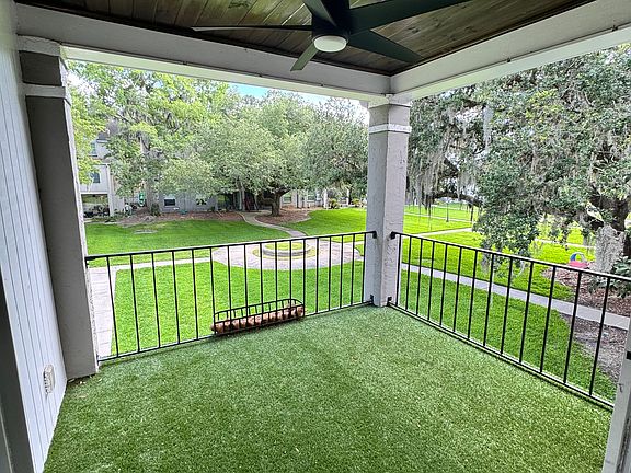 5th image of 4324 Plaza Gate Ln S APT 202