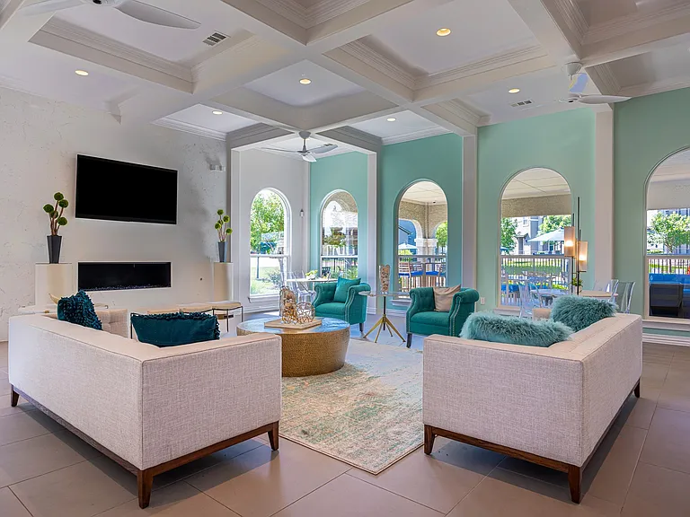 Travesia Apartments — Photo 14