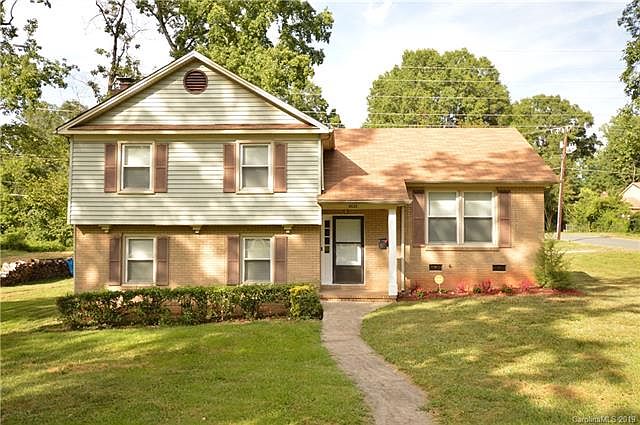 1st image of 5633 Barrington Dr