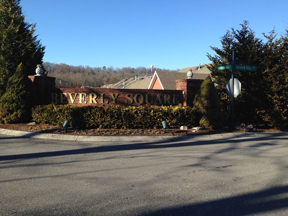 1st image of 5561 Beverly Square Way