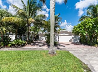 20530 Highland Lakes Blvd, Miami, FL 33179