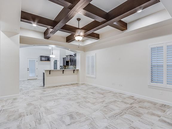 2nd image of 652 Paseo Dulce Ave