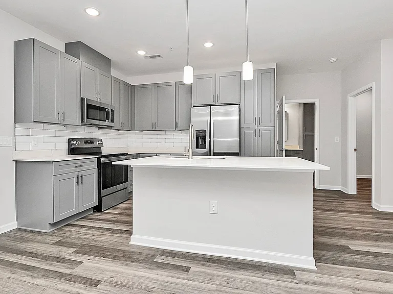 520 Tom Hunter Rd — Photo 47
