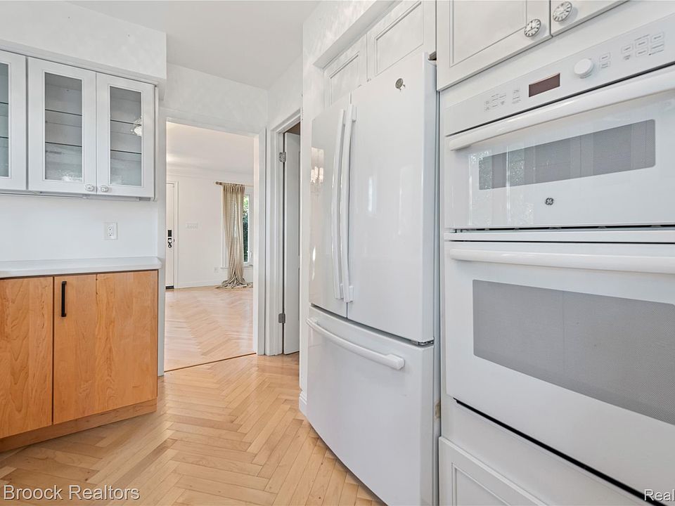 2665 Middlebelt Rd, photo 17