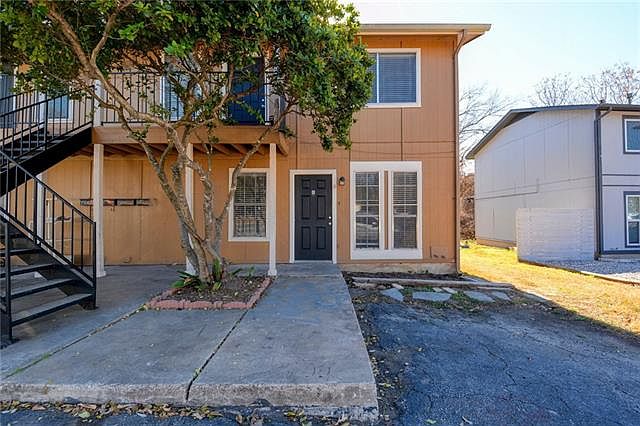 1st image of 3466 Willowrun Dr APT B