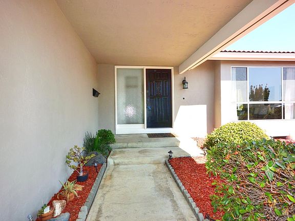 2nd image of 2427 Lacey Dr