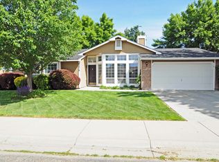 9372 W Halstead Dr, Boise, ID 83704