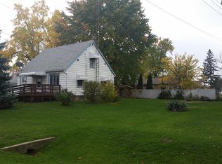 3224 Shaw St, Burton, MI 48529