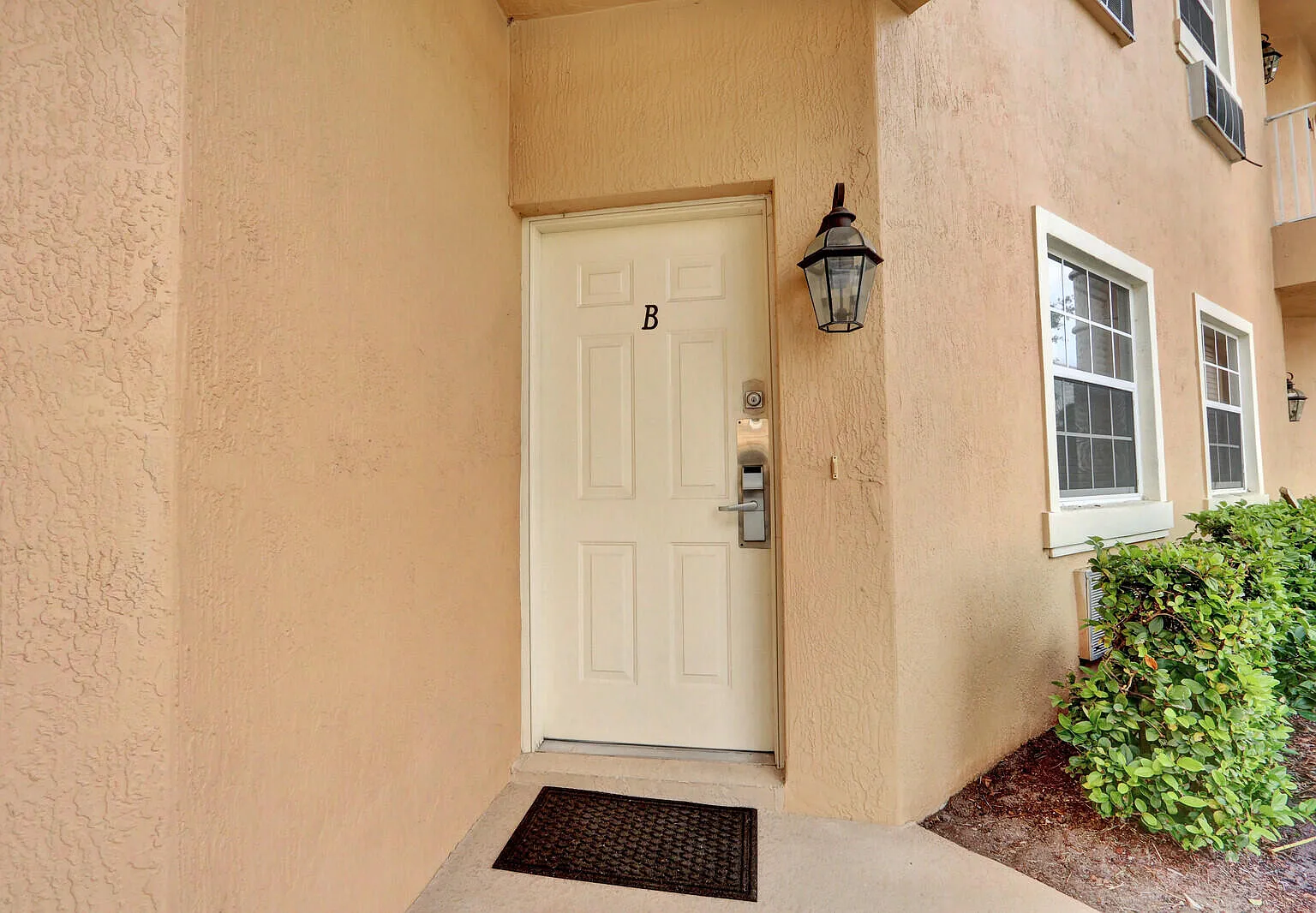 1 bed, 1.0 bath, 400 sqft, $1,250 — Photo 3