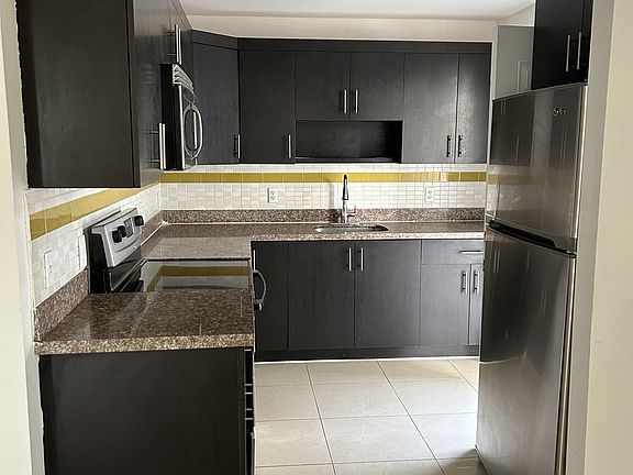 2nd image of 1985 NE 168th St #7