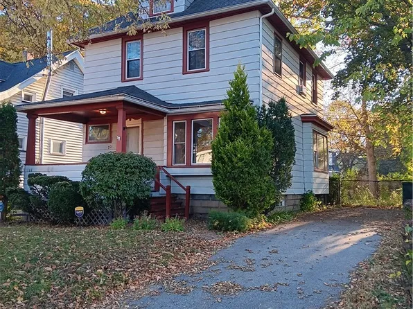 20 Coventry Ave, Rochester, NY 14610