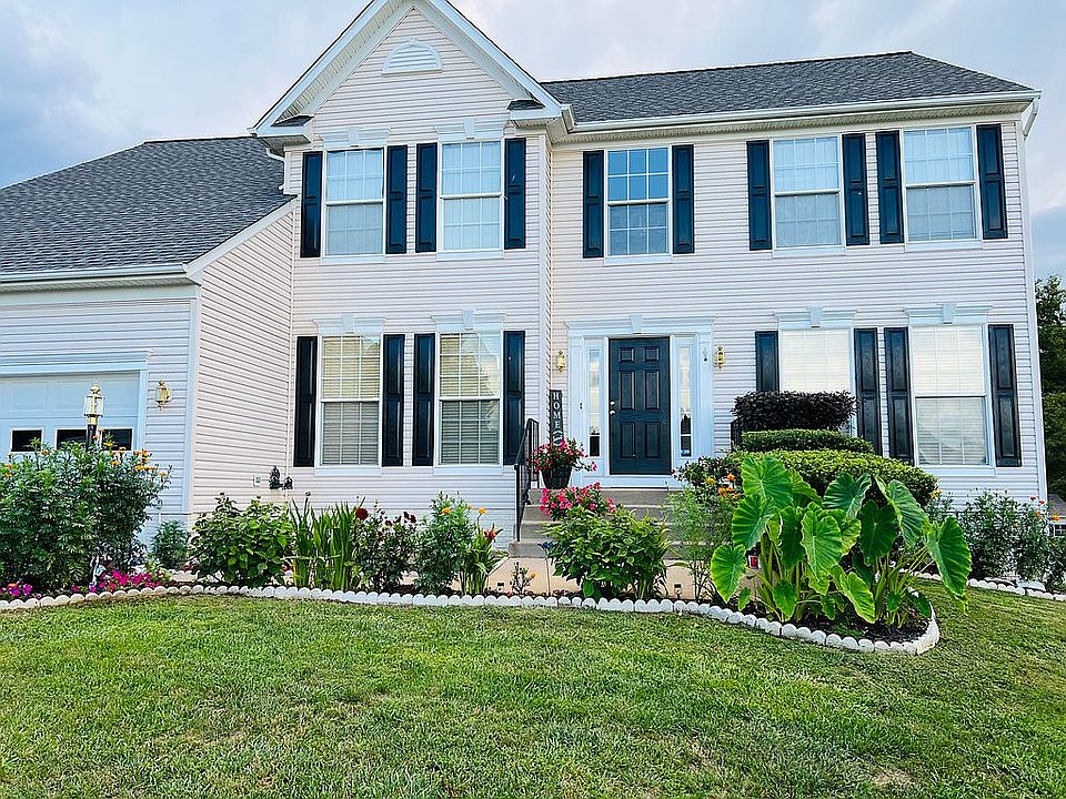 1st image of 52 Country Manor Dr