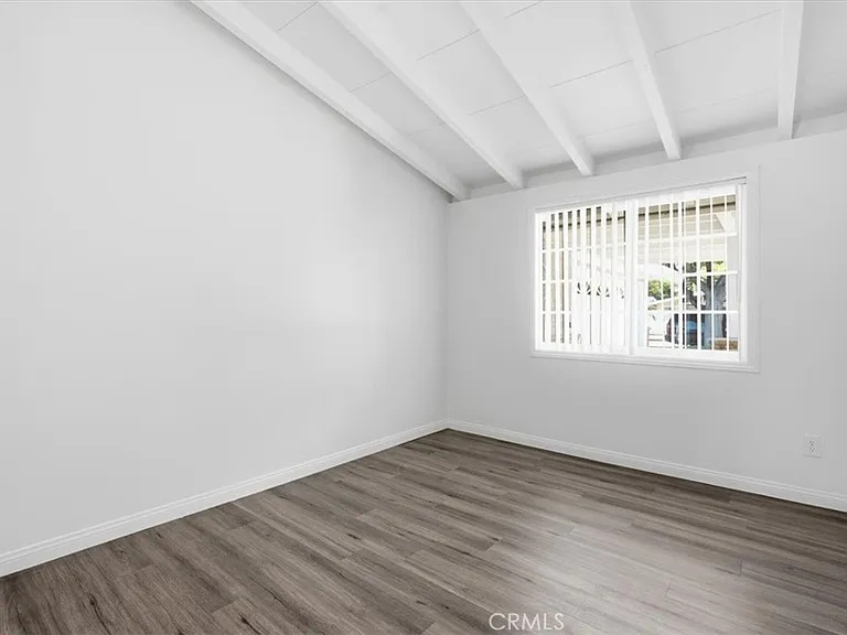 533 S Devon Rd — Photo 45