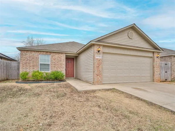 1648 Lanesboro Dr, The Village, OK 73120