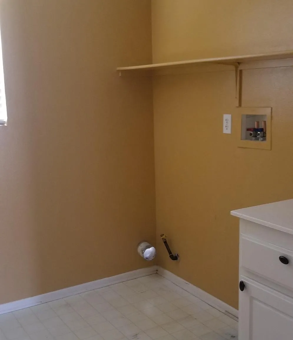 4 bed, 2494 sqft, $2,795 — Photo 4