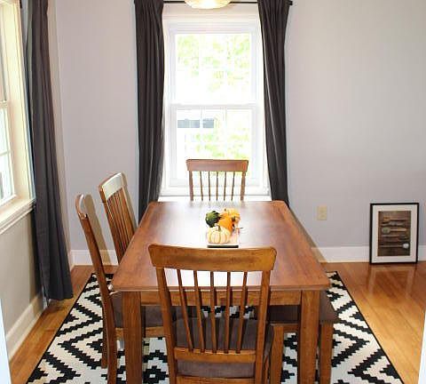 3rd image of 318 W Easterday Ave