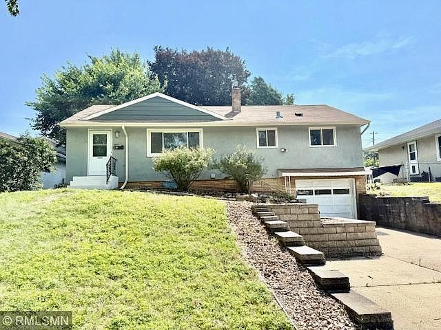 1st image of 114 20th Ave N