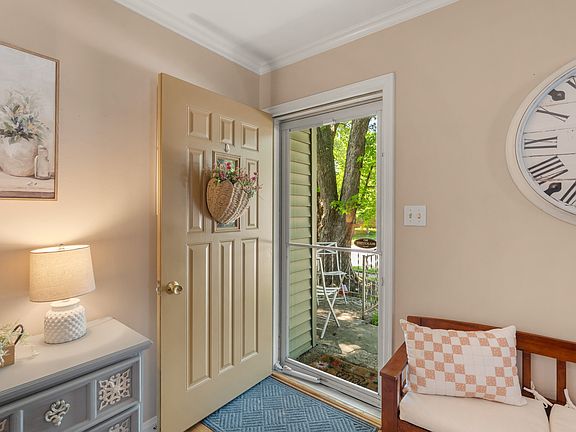 4th image of 609 Linnwill Pl