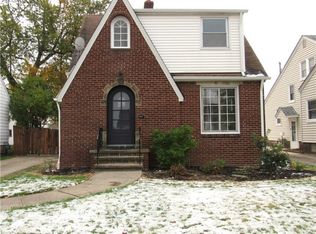 8305 Manorford Dr, Parma, OH