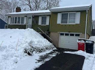 171 Robin Hill Rd, Meriden, CT 06450