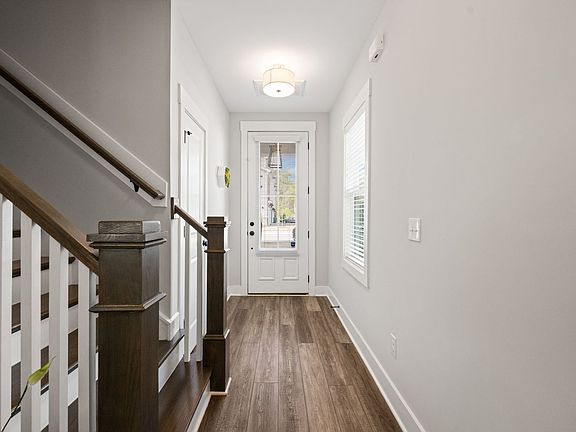 4th image of 2501 Conland Pl