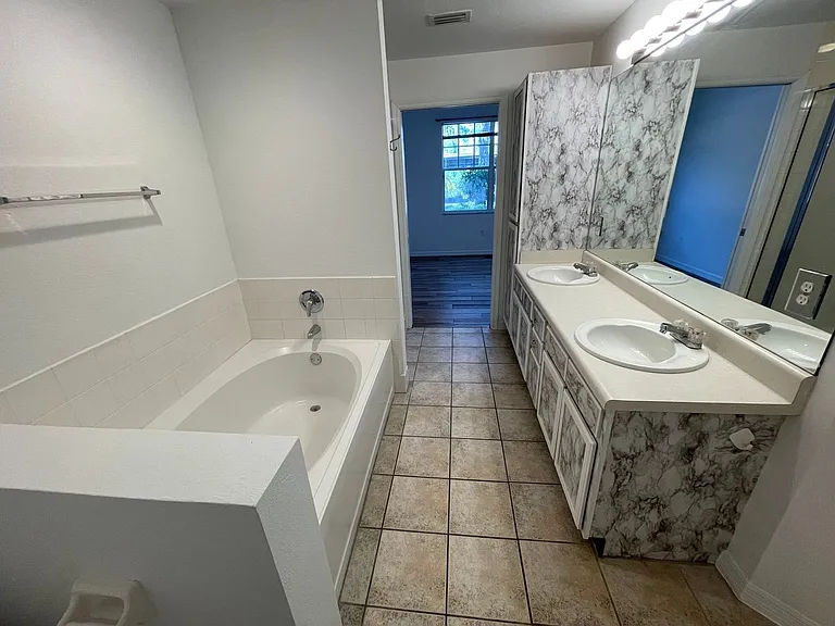 7915 Preserve Cir #217 — Photo 15