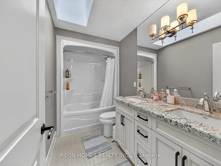 2192 Callingham Dr — Photo 23