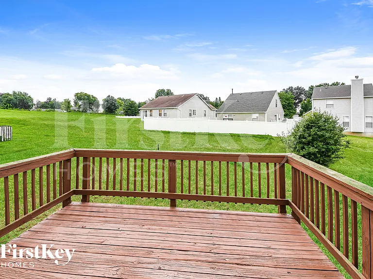 12880 High Crest St — Photo 17