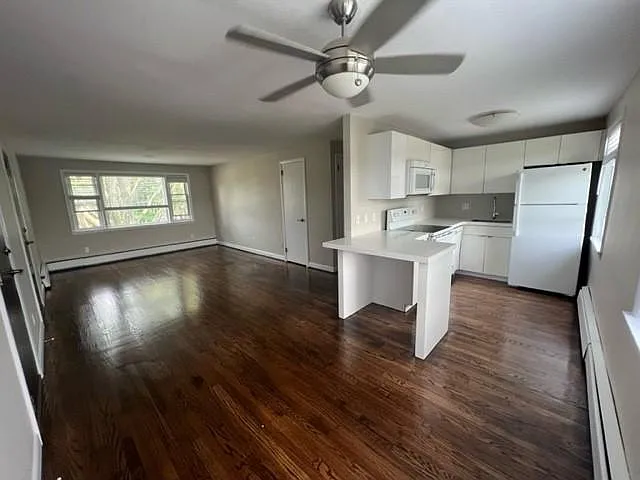 1 bed, 740 sqft, $1,995 — Photo 2