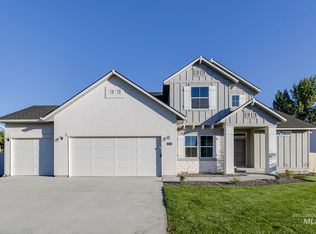 908 E Perjue Basin Dr, Nampa, ID 83686