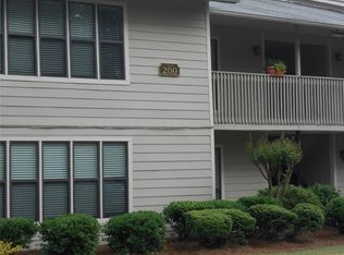 208 River Mill Cir, Roswell, GA 30075