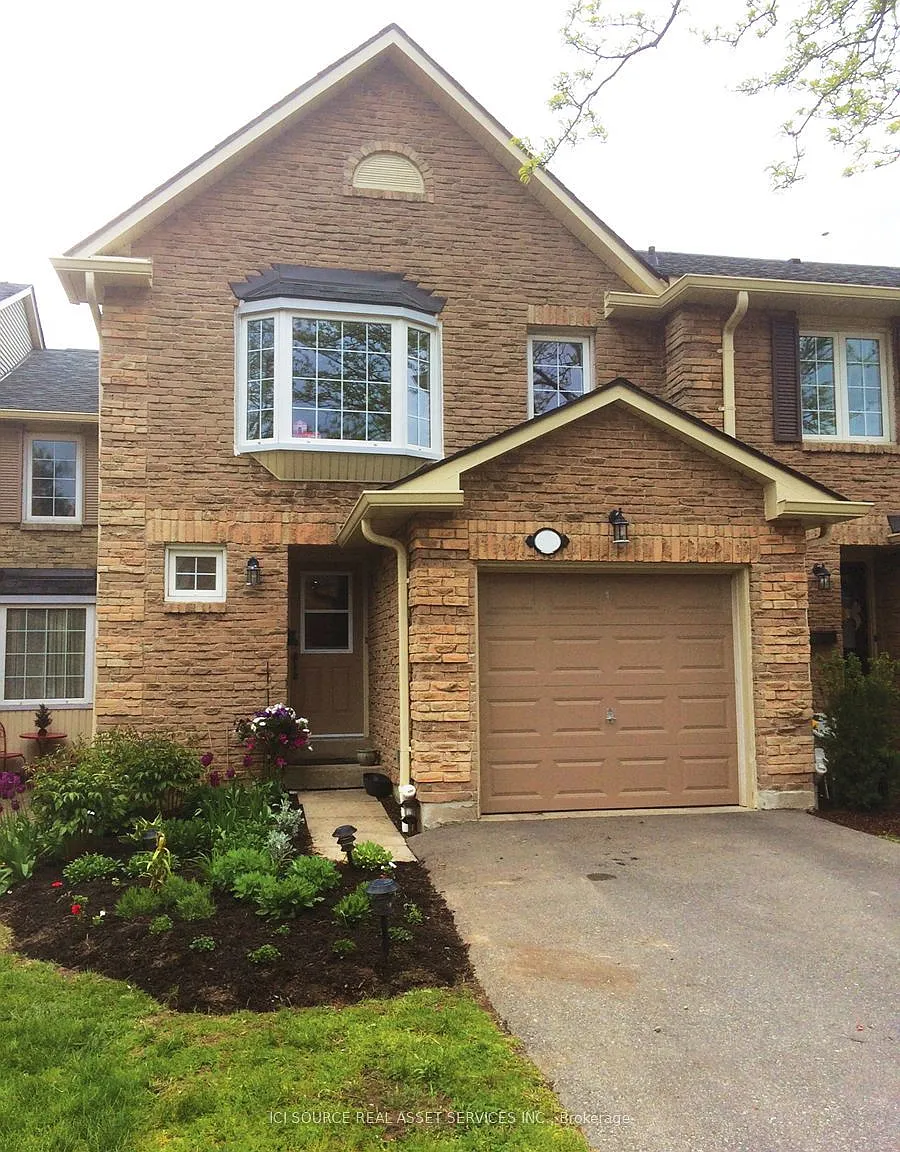 4 bed, $3,500 — Photo 1