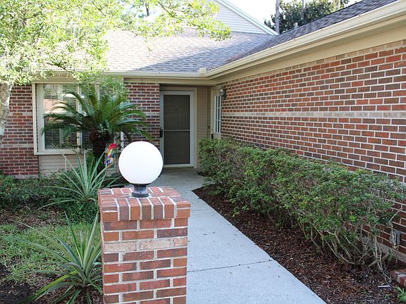 4th image of 13657 Myrica Ct