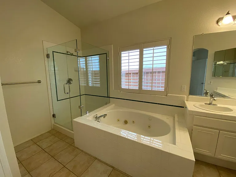 29705 Nandina Dr — Photo 37