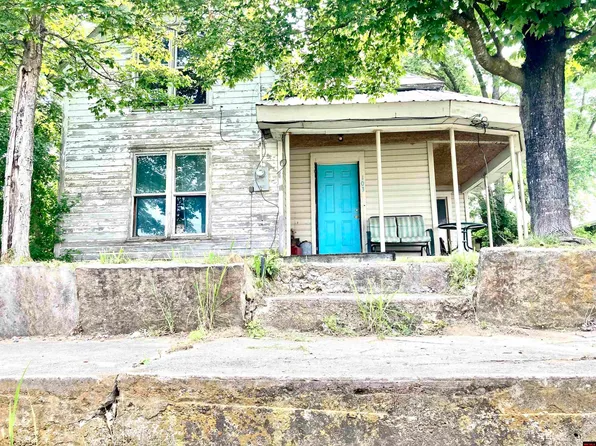 103 S Glade St, Marshall, AR 72650