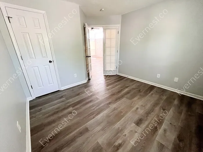 9719 Marshbrooke Rd — Photo 6
