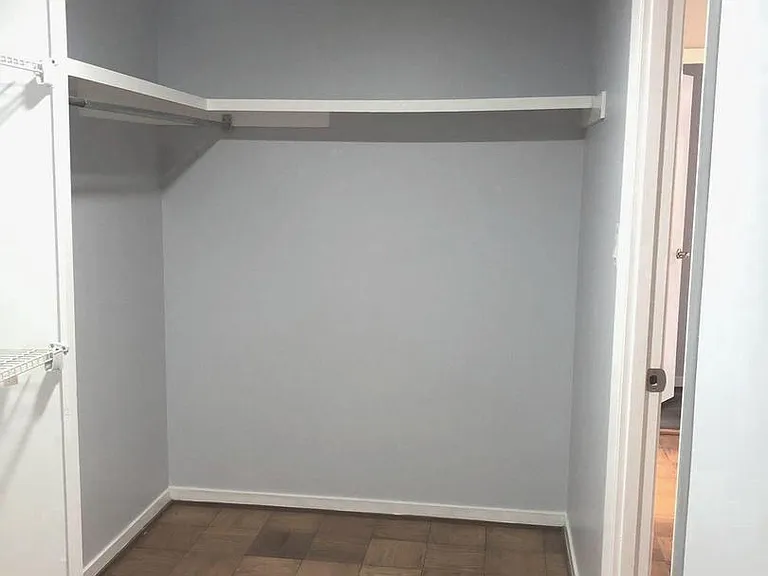 29 Stonehenge Cir #1 — Photo 24