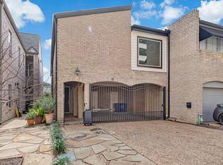 516 S Post Oak Ln APT 18, Houston, TX 77056