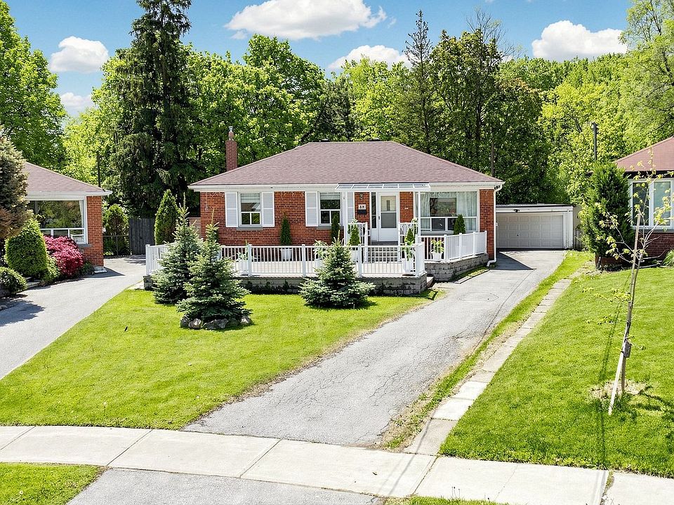 1st image of 38 Lingarde Dr
