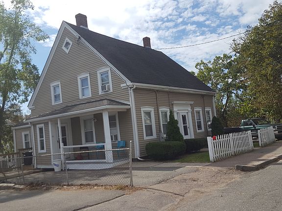 4th image of 39 Gay St #41