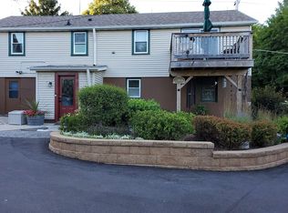 S30W29839 Sunset Dr, Waukesha, WI 53189